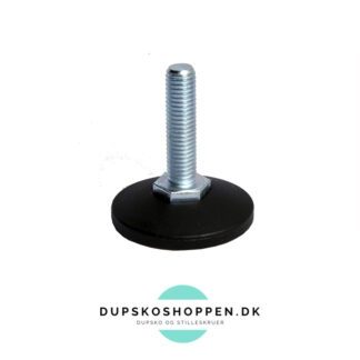 Stellschraube mit Schraubenschlüssel befestigt